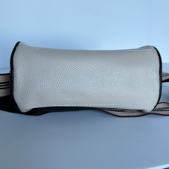 💥SALE💥 Leather Cross Body Bag - Picture 6 of 6